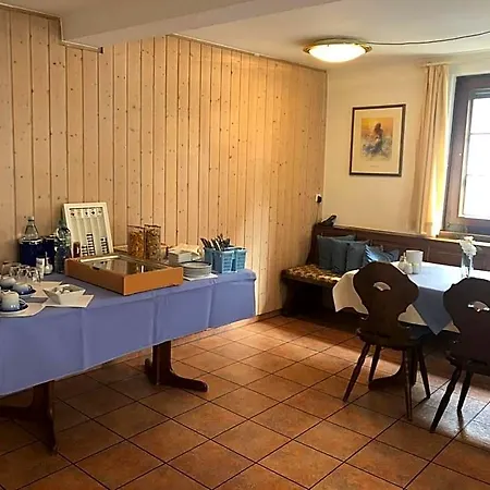 Zum Hirsch Gasthof